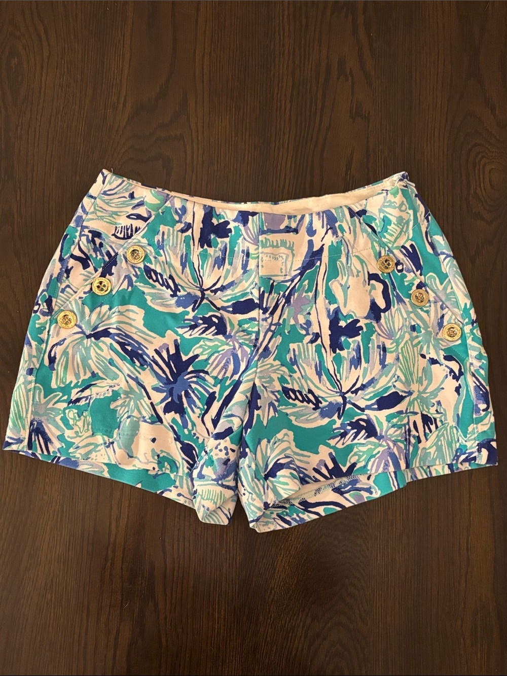 Lilly Pulitzer Printed Turquoise, Navy & White Floral Shorts Size 0